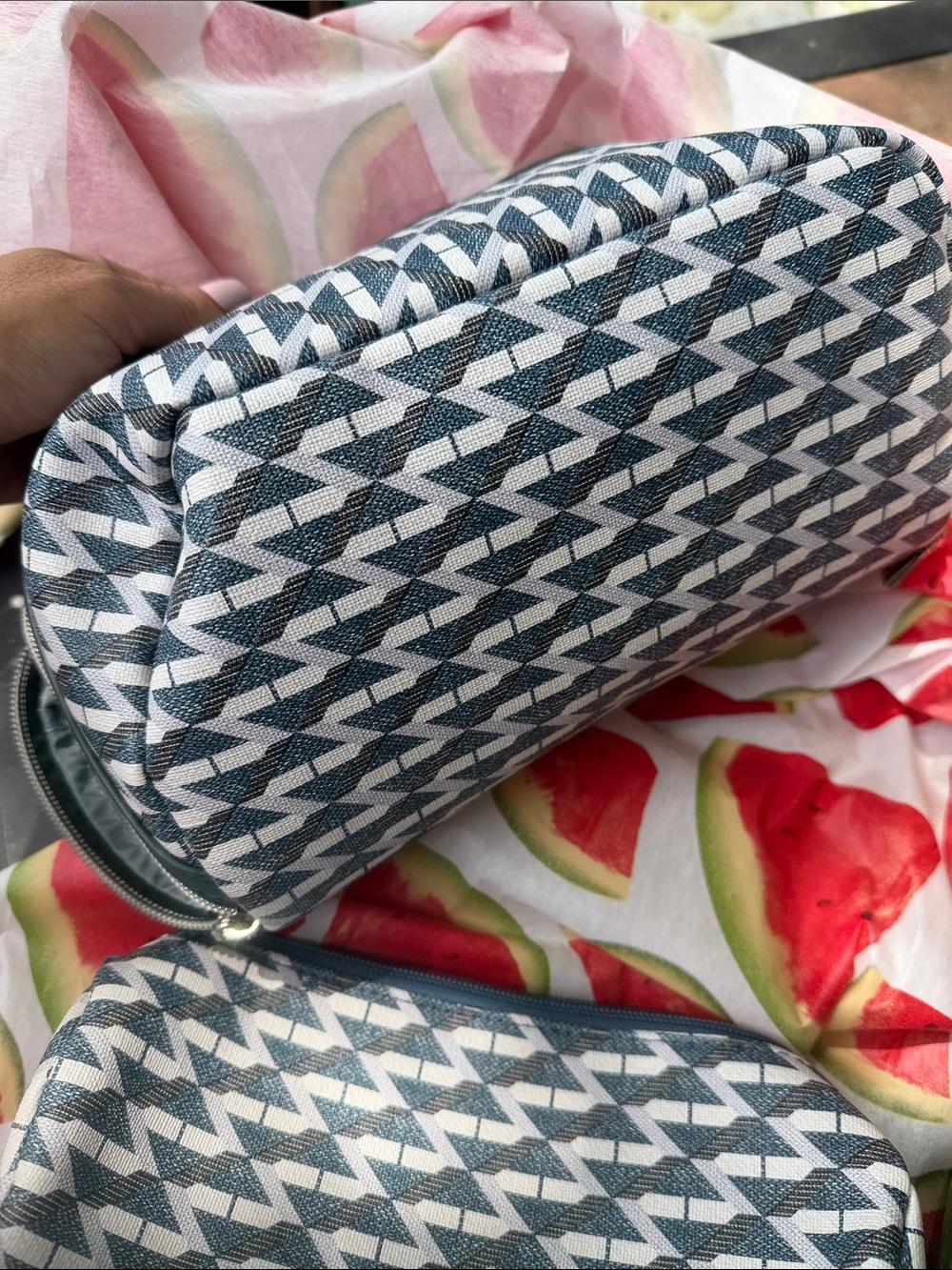 BOYATU ~ Teal Patterned Women's Cosmetic Bag 3 piece/ Travel Toiletry NWOT - Picture 7 of 8